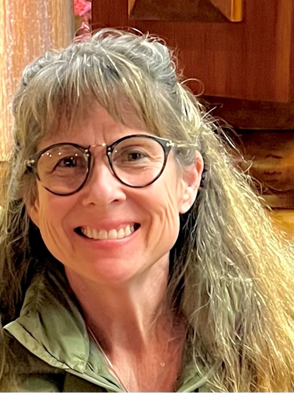 Meet your Posher, Carolyn
